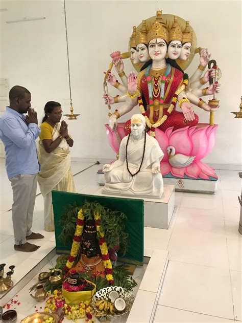 Ragava Lawrence celebrates his Birthday with children of his Trust ...