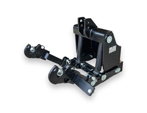 Front three-point linkage