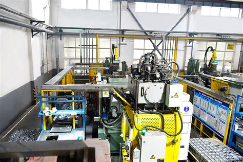 压铸铝箱体生产车间 博威机箱外壳加工厂