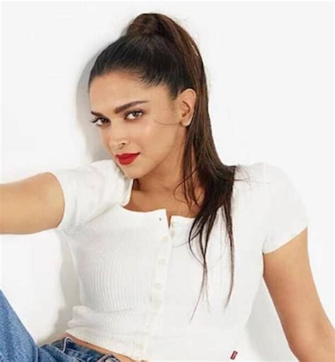 Deepika Padukone: ಬೆಂಗಳೂರಿಗೆ ಬಂದ ದೀಪಿಕಾ ಪಡುಕೋಣೆ; ನೆಚ್ಚಿನ ನಟಿ ನೋಡಿ ...