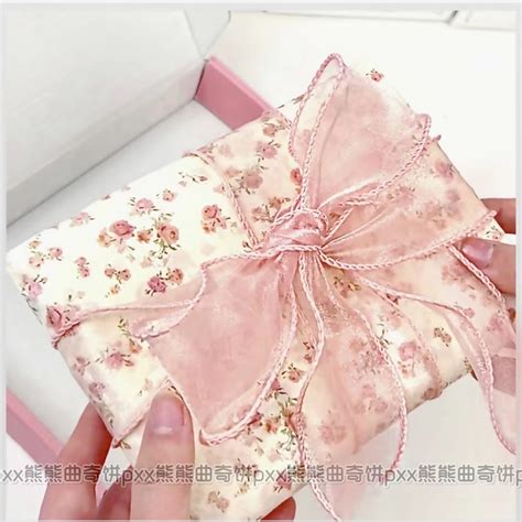 打包礼物怎么系绳最新素材