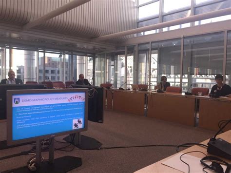 Zagreb u Bruxellesu dobio priznanje kao Grad prijatelj velikih obitelji ...