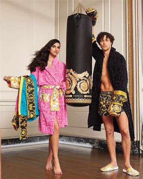Unisex Barocco Sleeve Robe | Versace men, Fashion, Vintage versace
