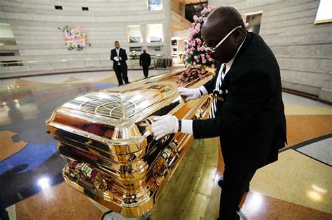 Photos: Aretha Franklin’s Funeral Service
