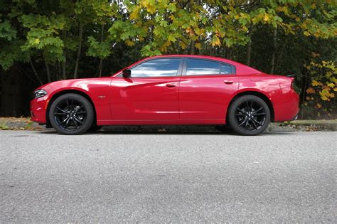 Test Drive: 2017 Dodge Charger R/T- vicariousmag.com
