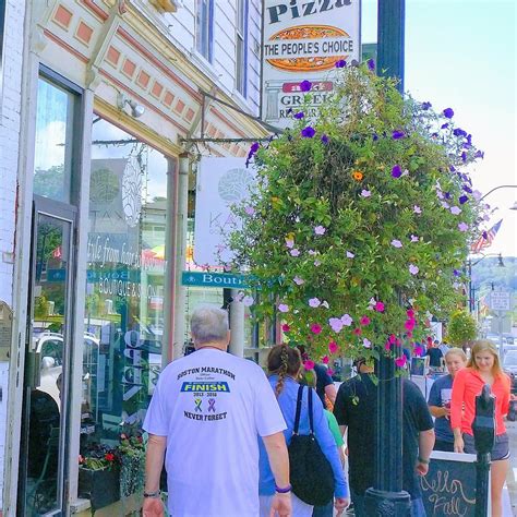 GOLD HOUSE PIZZA AND GREEK RESTAURANT, Littleton - Menu, Prices ...