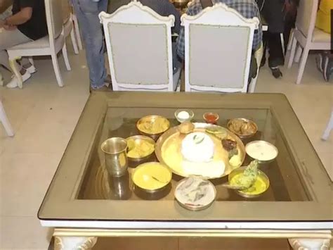 bhooter raja dilo bor: 18 dishes at Rs 180? This Kolkata restaurant has ...