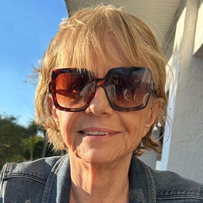 Waukesha Freeman Memorials and Obituaries | We Remember