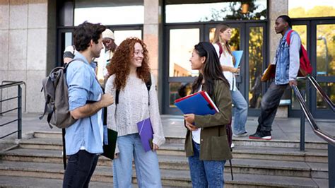 FAFSA 2025-26 opens with major updates: 36 questions, new aid formula ...