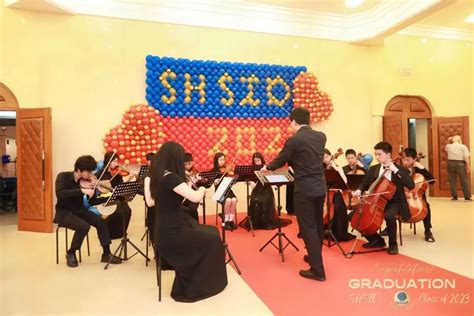 十二年级：云程发轫，万里可期 — 上海中学国际部2023届毕业典礼-SHSIDEN