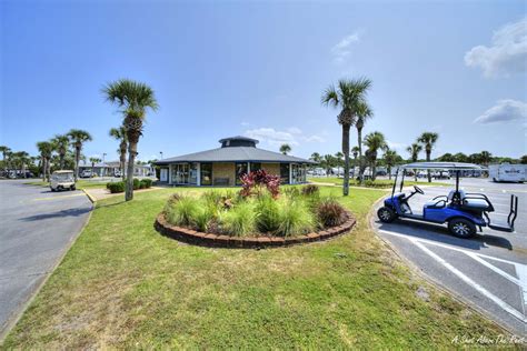 Beach Rental Amenities | Venture Out Rentals PCB