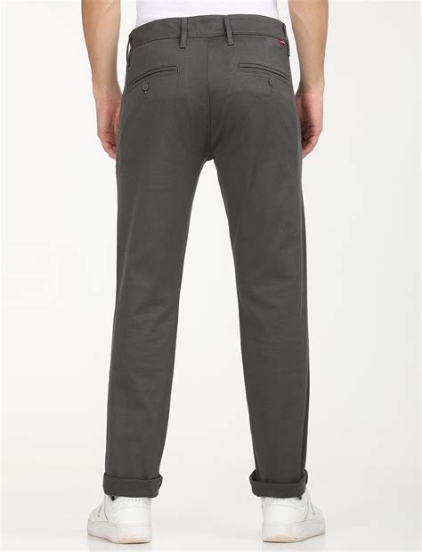 Men's Charcoal Grey Slim Fit Chinos – Levis India Store
