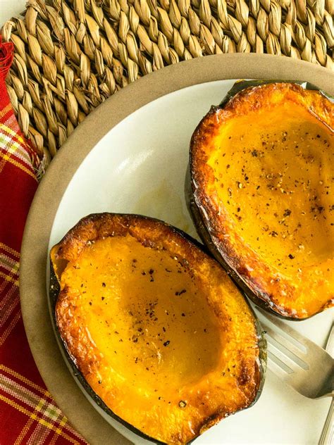 How to make Easy Oven-Roasted Acorn Squash-Recipe - Gitta's Kitchen