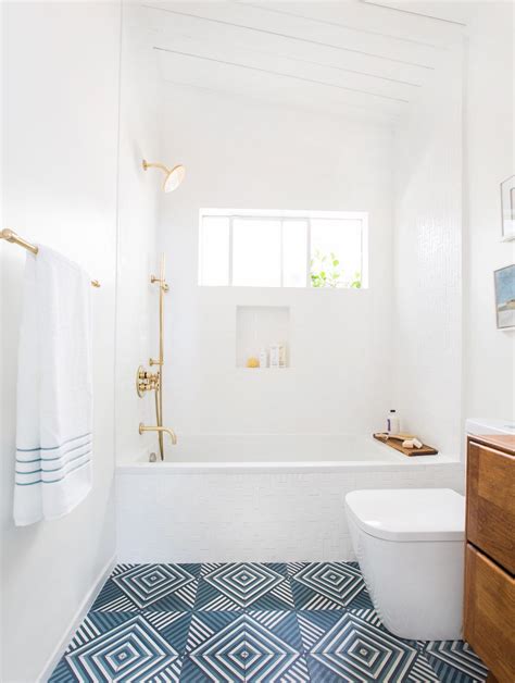 20 Best Small Bathroom Tile Ideas