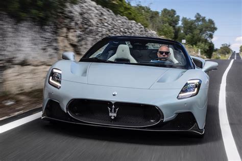 2024 Maserati MC20 Cielo review | CarExpert