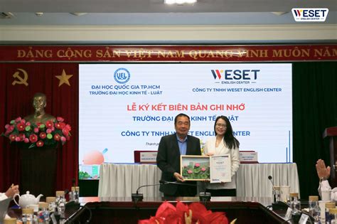 Dictation là gì? Cách luyện nghe - chép chính tả tiếng Anh hiệu quả