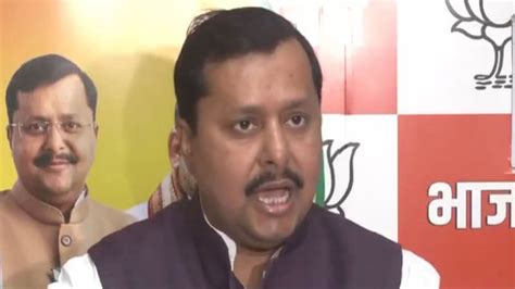 BJP's Nabin accuses Nehru-Gandhi family of 'compromise mission'