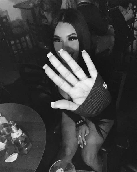 𝓜𝓸𝓻𝓮𝓷𝓲𝓽𝓪♡ (@bbyjunii) • Instagram photos and videos