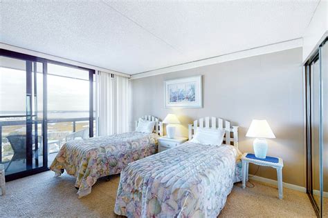 Golden Sands 2001 | 3 BD Ocean City, MD Vacation Rental | Vacasa
