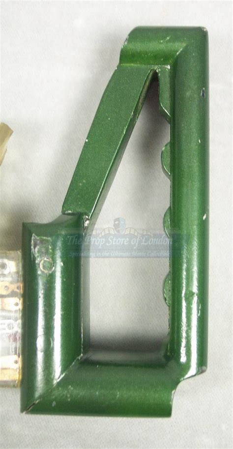 Alien Key Machine 的图像结果