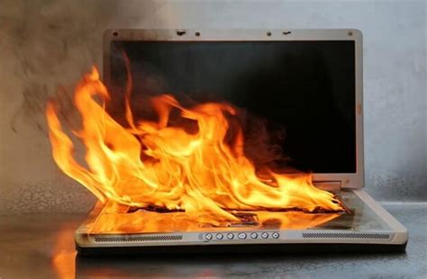Laptop को 'आग का गोला' बनने से बचाने के लिए जरूरी सावधानियाँ ...