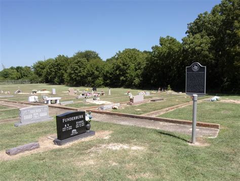 Photo: Pleasant Valley Cemetery Marker