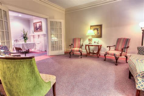 Almon Funeral Home and Chapel | Carrollton, GA