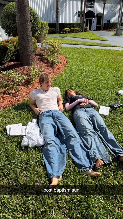 Sadie Mckenna's feet