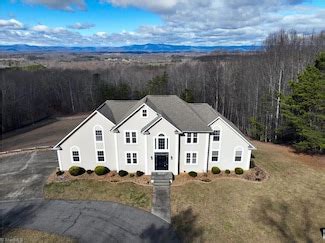 Mount Airy NC Real Estate & Homes for Sale - Homes.com