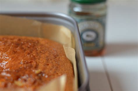 Lyle’s Golden Syrup | Distracted by Food
