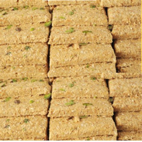 Sahu Gajak Bhandar Premium Khasta Gud (Jaggery) Gajak Patti 1200 gm ( 1 ...