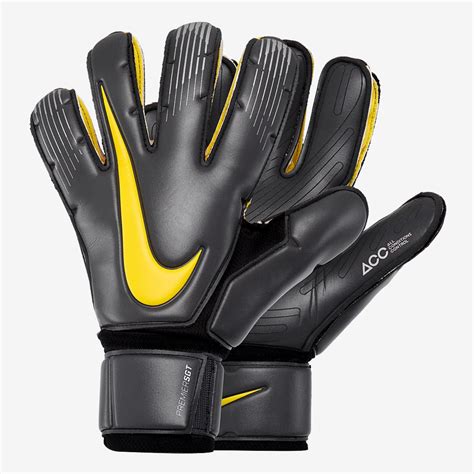 Pro Goalkeeper Gloves Nike at Layla Helms blog