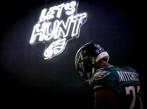 Philadelphia Eagles | Let’s Hunt, Q 😤 | Instagram