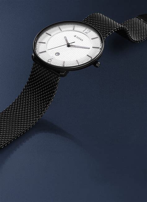 Discover Cutting-Edge Thin Men's Watches | Titan Blog