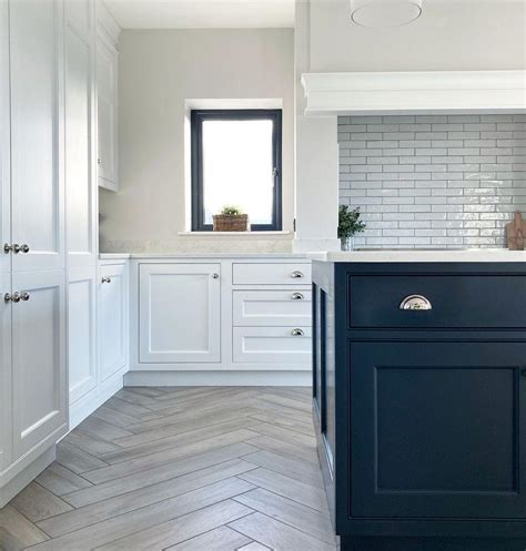 The Best Non Slip Tiles for Kitchen Floors - 9 Ways to Turn up the ...