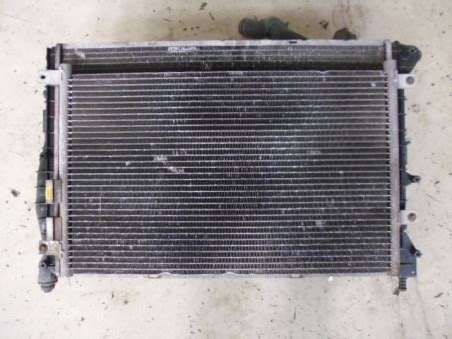 Radiatore Acqua Raffreddamento Del Motore Per Daewoo Nubira Berlina