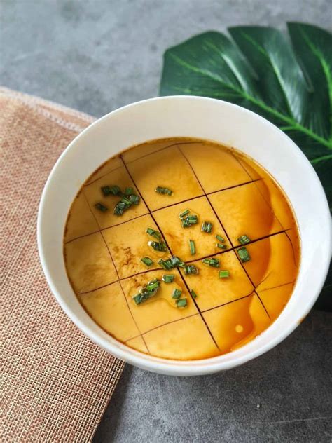 15-minute Chinese Steamed Egg (Zheng Ji Dan Geng)