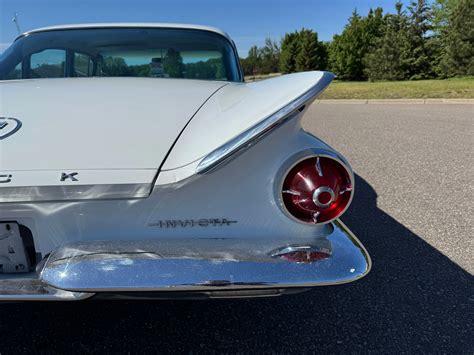 1960 Buick Invicta – CLASIQ