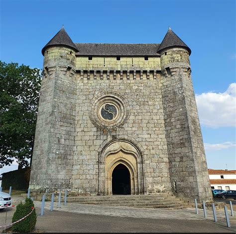 They struggled to center things 500 years ago too! · ProgrammerHumor.io