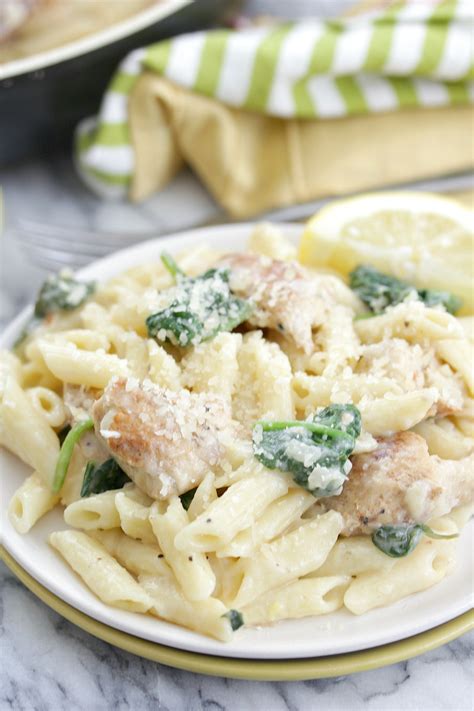 Lemony Chicken and Spinach Pasta - Eat. Drink. Love.