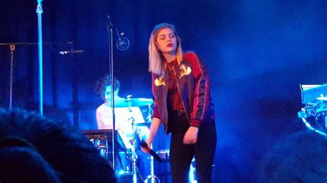 Image result for Alien Louane Lyrics