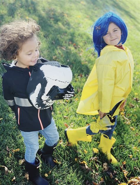 Coraline Jones and wybie | Brother sister halloween costumes, Sister ...