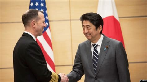 美海军高官强调与日本合作维护印太地区安全