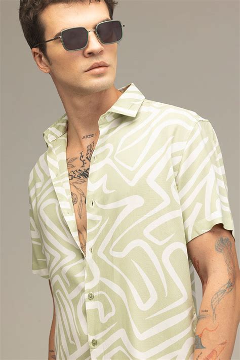 Buy Men's Maze Line Green Shirt Online | SNITCH