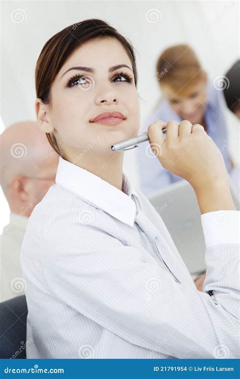 Images Customer Service 的图像结果