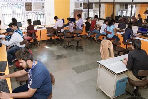 Pravin Patil College of Diploma Engineering and Technology Thane Campus ...