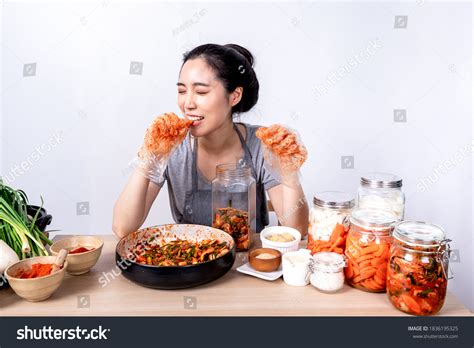 People Eating Spicy Food