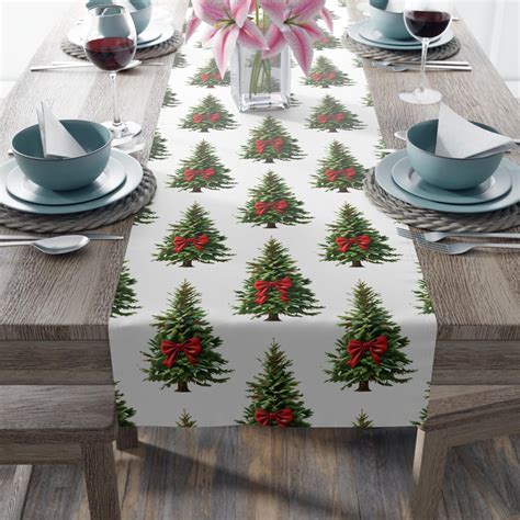 Elevate Your Holiday Table with Stylish Christmas Table Runners