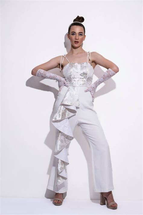 Pelican Frill Jumpsuit - Stylish and Flattering Look – Meeami Fashion ...