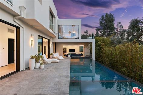 9551 Cherokee Ln, Beverly Hills, CA 90210 | Homes.com